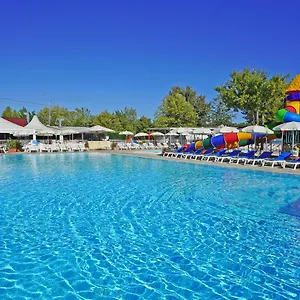 **** Campingplads Butterfly Village Italien