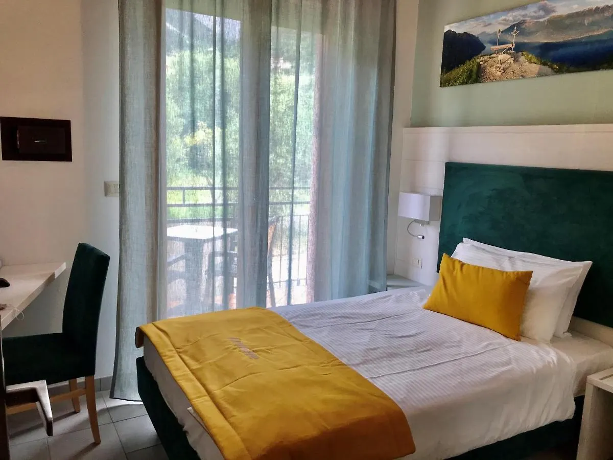 Hotel Limone Limone sul Garda